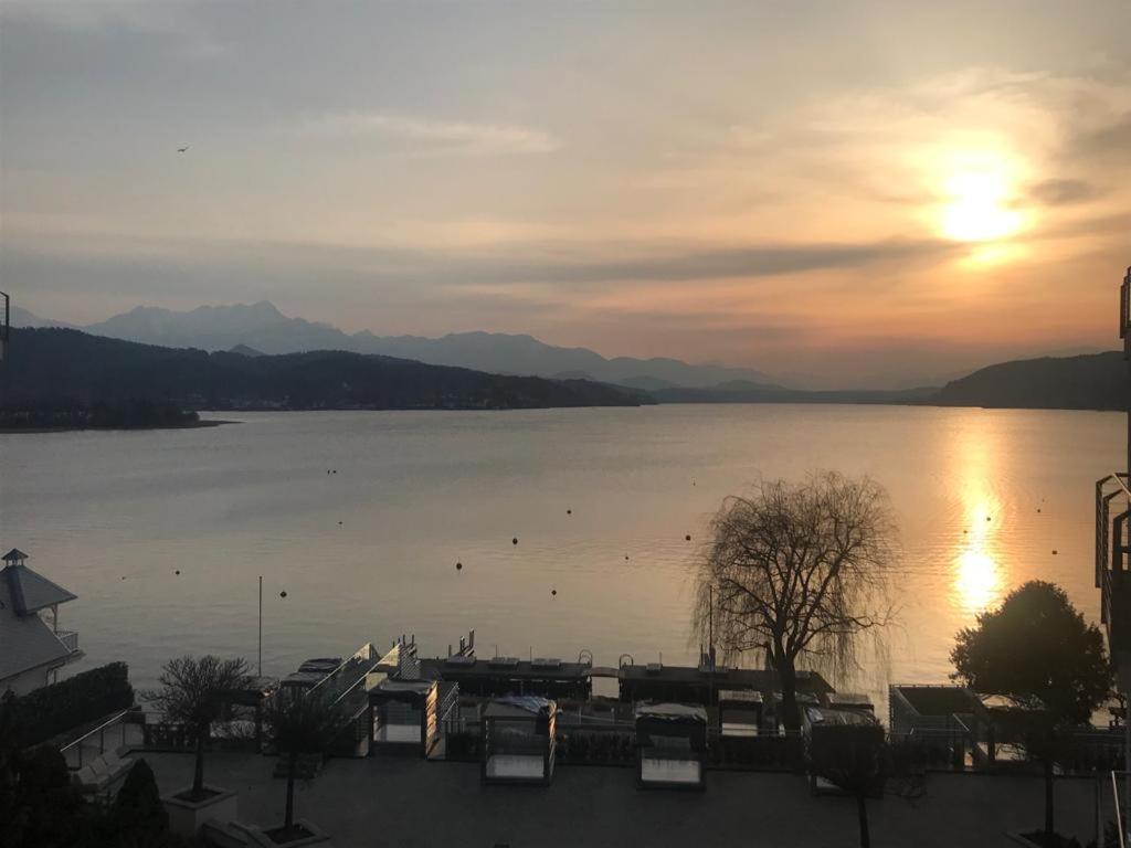 Apartment Lake'S Portschach am Worthersee Bagian luar foto